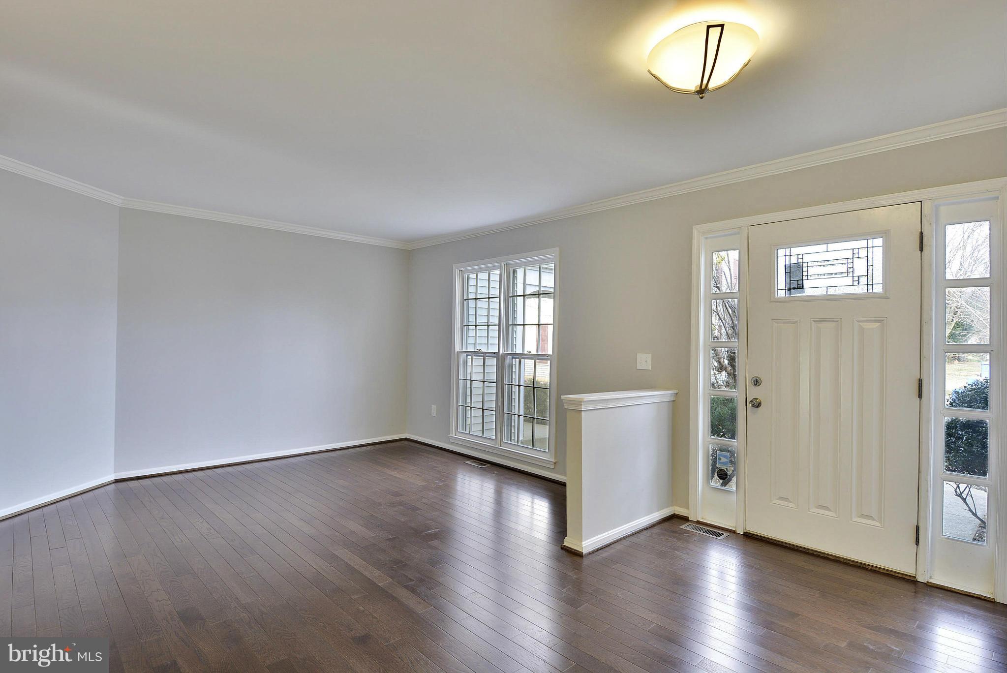 DUMONT OAKS - Residential