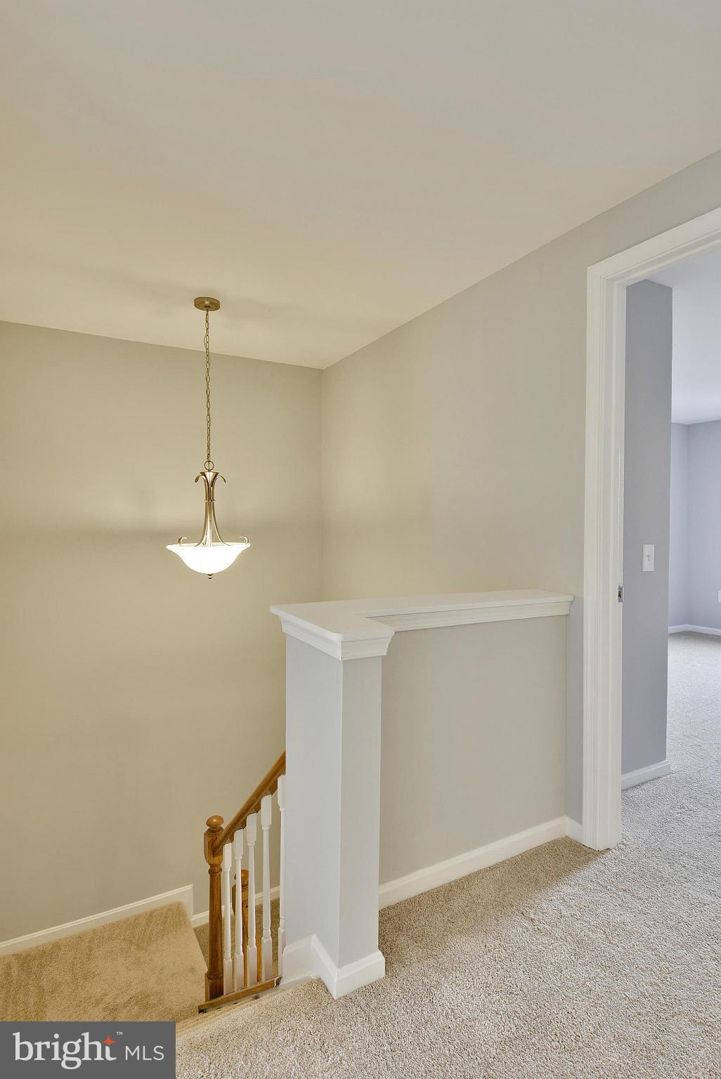 DUMONT OAKS - Residential