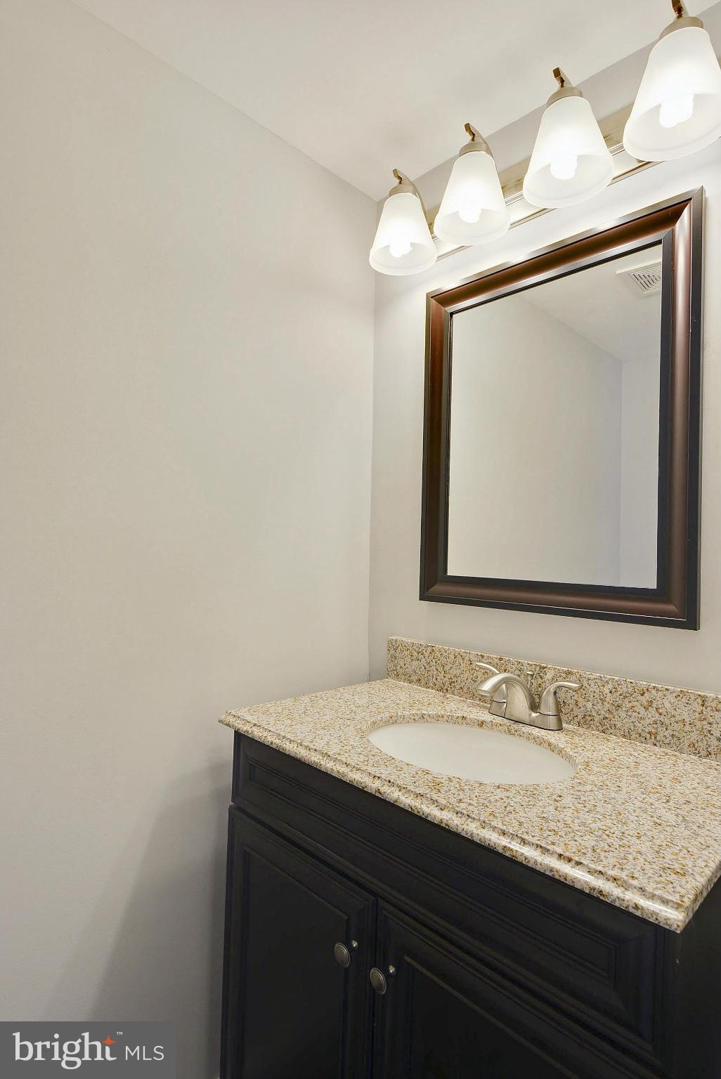 DUMONT OAKS - Residential