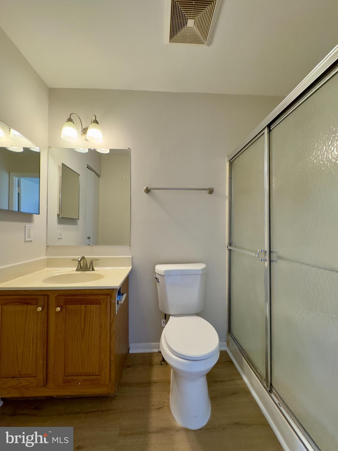 PERRY HALL - Residential Lease