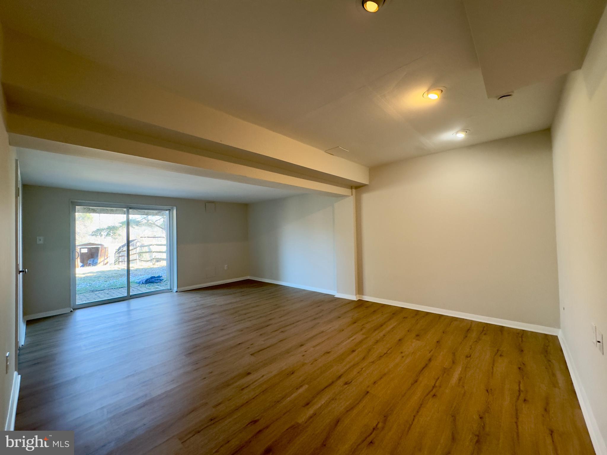 PERRY HALL - Residential Lease