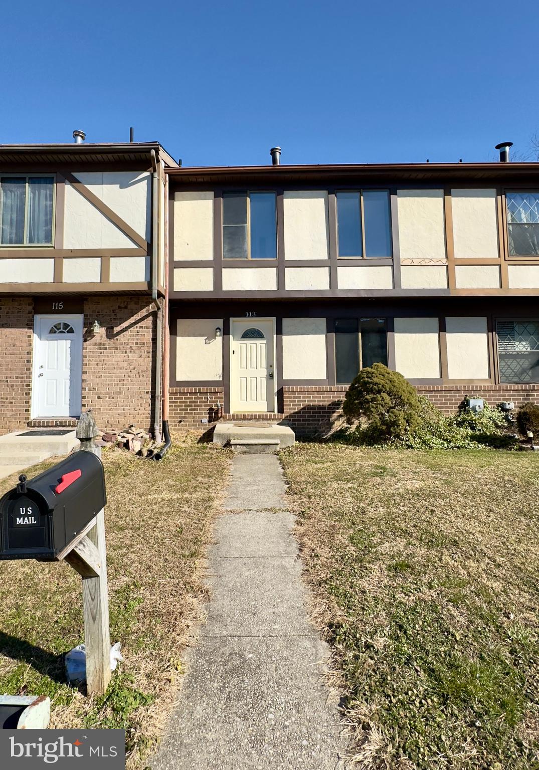 PERRY HALL - Residential Lease