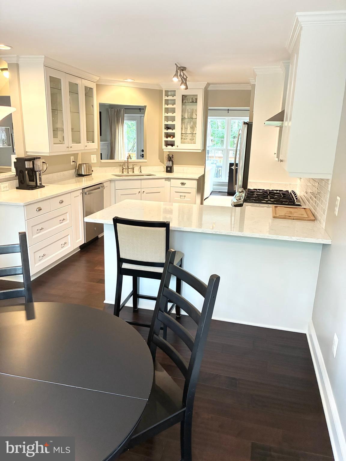 6653 KELSEY POINT CIRCLE