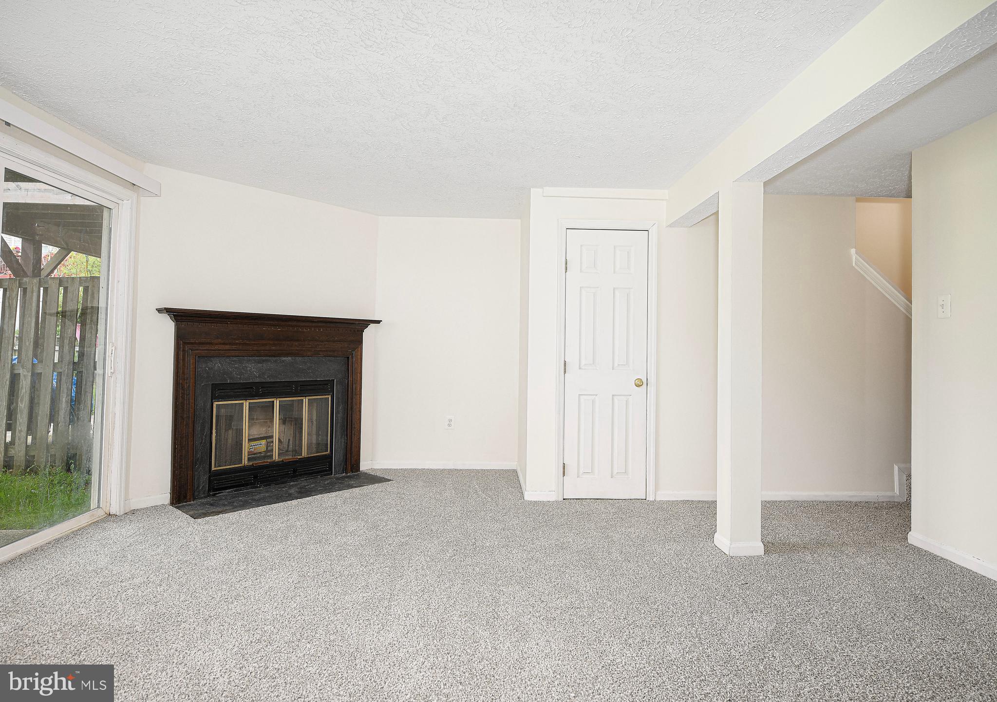 WOODBRIDGE CENTER - Residential