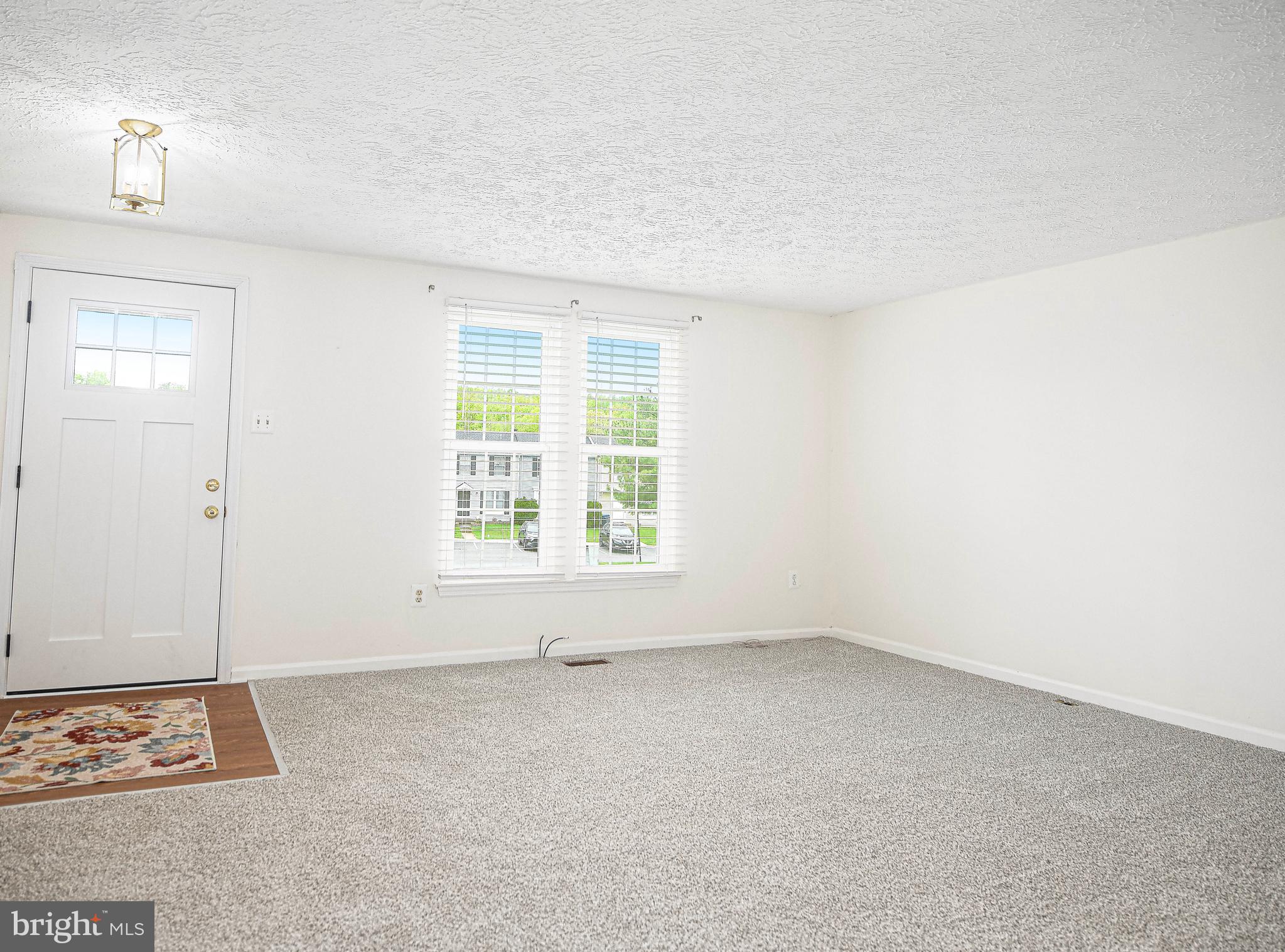 WOODBRIDGE CENTER - Residential