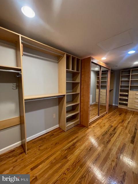 ROCKVILLE - Residential