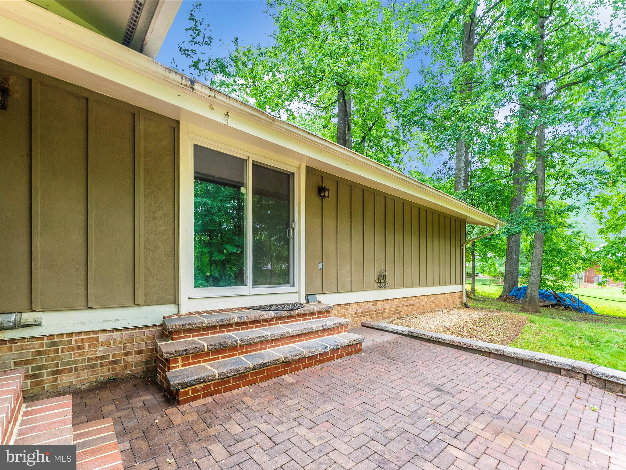 ROCKVILLE - Residential