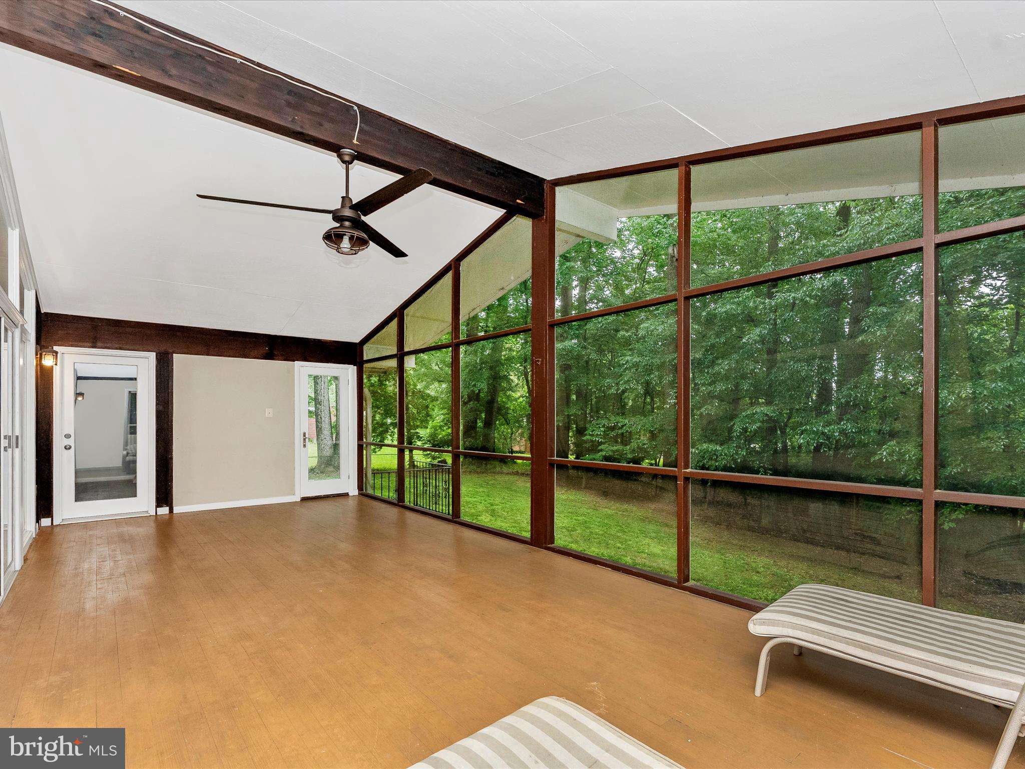 ROCKVILLE - Residential