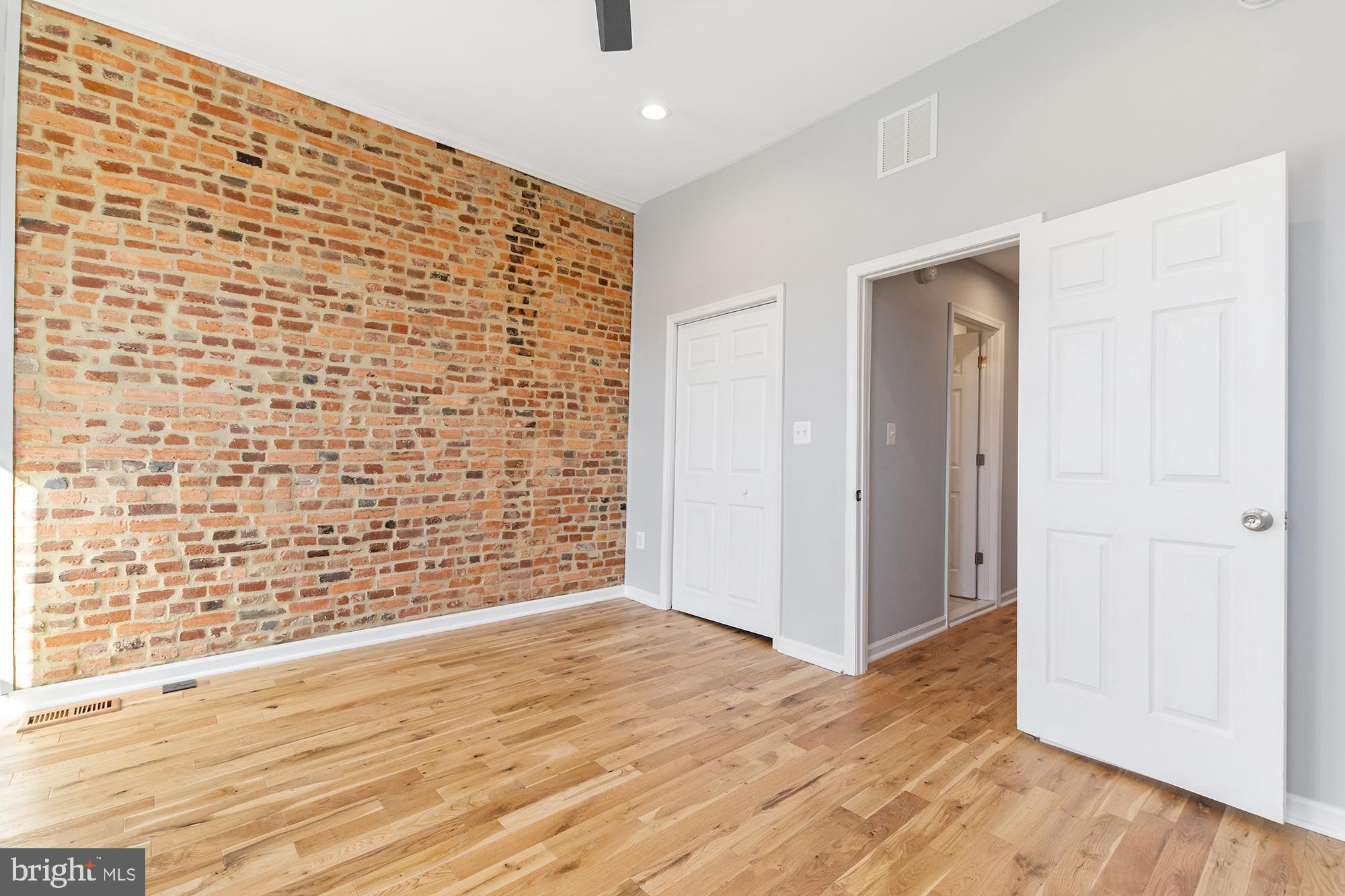 PIGTOWN - Residential