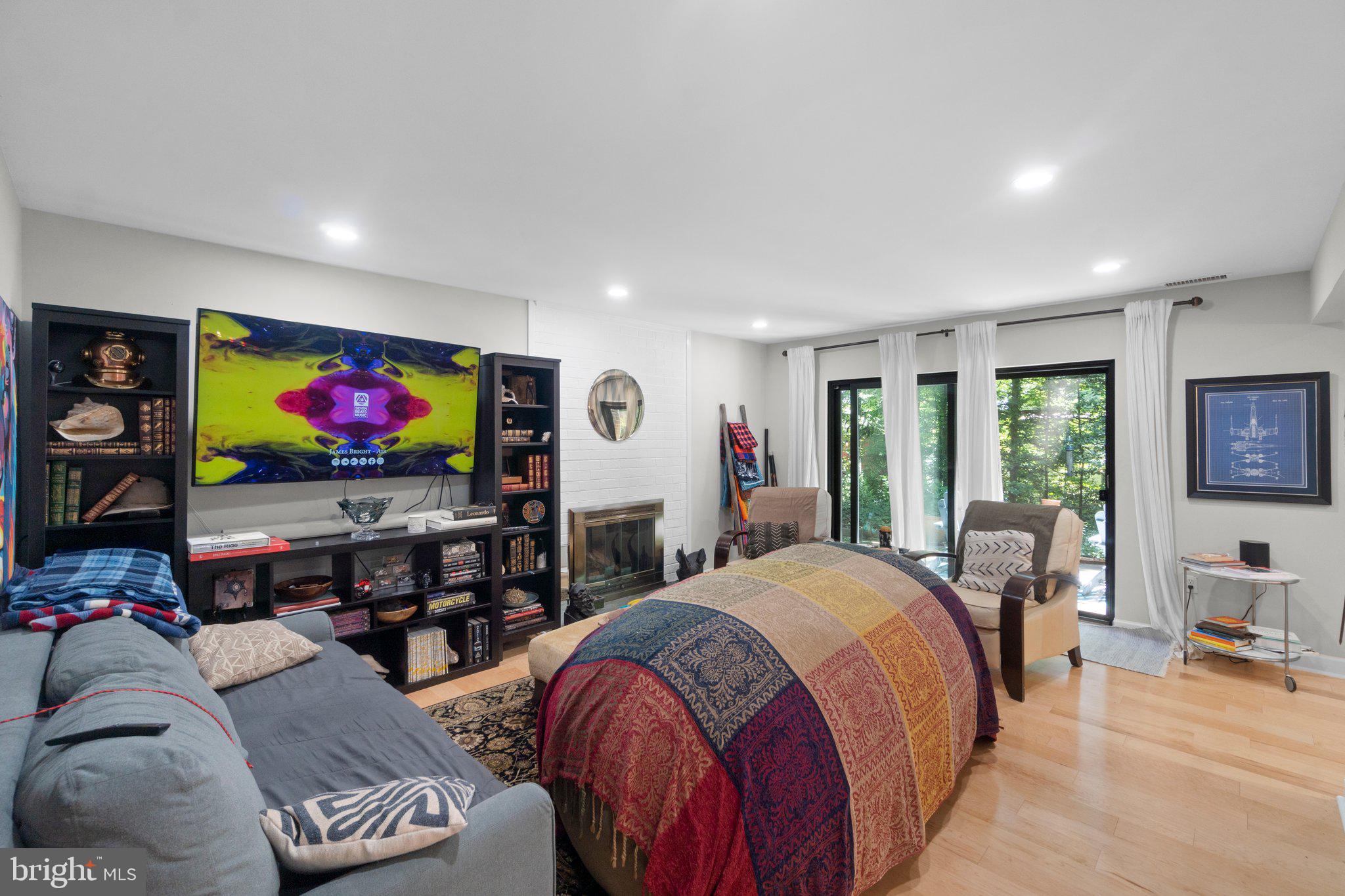 RESTON - Residential Lease