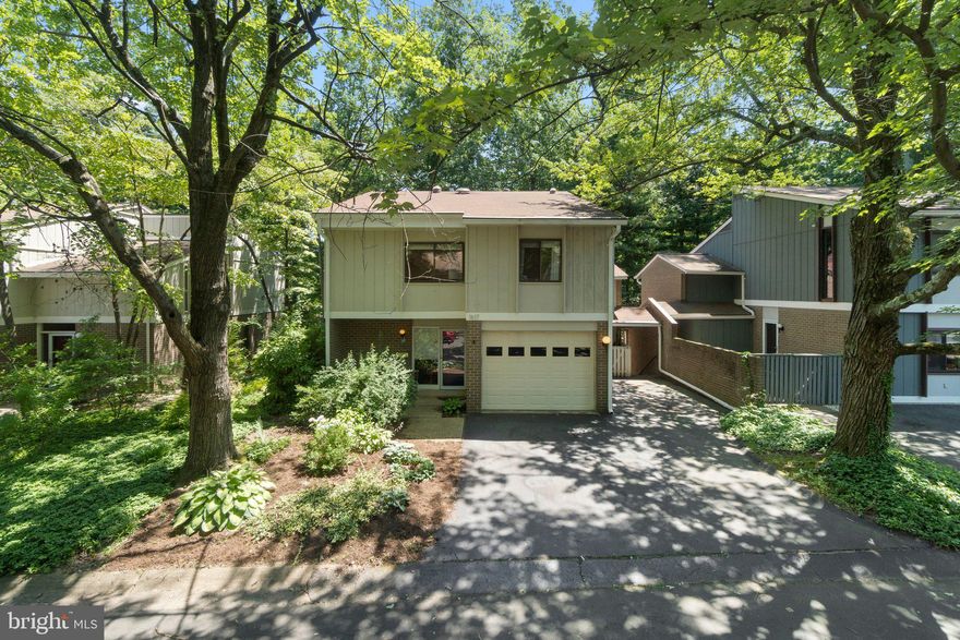 Remodeled 3BR, 2.5BA Contemporary with lake privileges at Cluster Dock in Reston*Upgrades throughout this home include Pella sliding doors, handcrafted moldings & trim, barn doors, closet organizers*Main level features refinished hardwood floors, recessed lighting, neutral paint tones in open floorplan*Inviting living room with sliding glass doors leading to private patio*Dining room featuring another set of sliding glass doors for outdoor access*Renovated kitchen features tiled floors, granite counters with complementary backsplash, ample cabinetry space & stainless steel appliances with kitchen nook & patio door*Upper level features hardwood floors entire level with family room off spacious primary bedroom featuring crown molding, sitting area, walk-in closet & tiled floor & shower in remodeled bathroom*Second upper level also with hardwood floors, two generously sized bedrooms share updated full bathroom*Step out back on your private lot backing to treed common area*Private cluster dock just down the street to Lake Anne where you can enjoy all amenities*Tenant(s) will have access to all the Reston Association amenities including pools, tennis & pickle ball courts, volleyball & basketball courts, walking paths, trails*Walk to Reston Town Center, Metro & Lake Anne Plaza with waterfront shops & restuarants*Convenient to schools, shopping, dining & entertainment, Farmers Markets & festivals*Close to Dulles Airport* Easy access to Main roads for commuters including Dulles Toll Rd, Rt 7 & Rt 28*

*Available for lease 7.18.22*