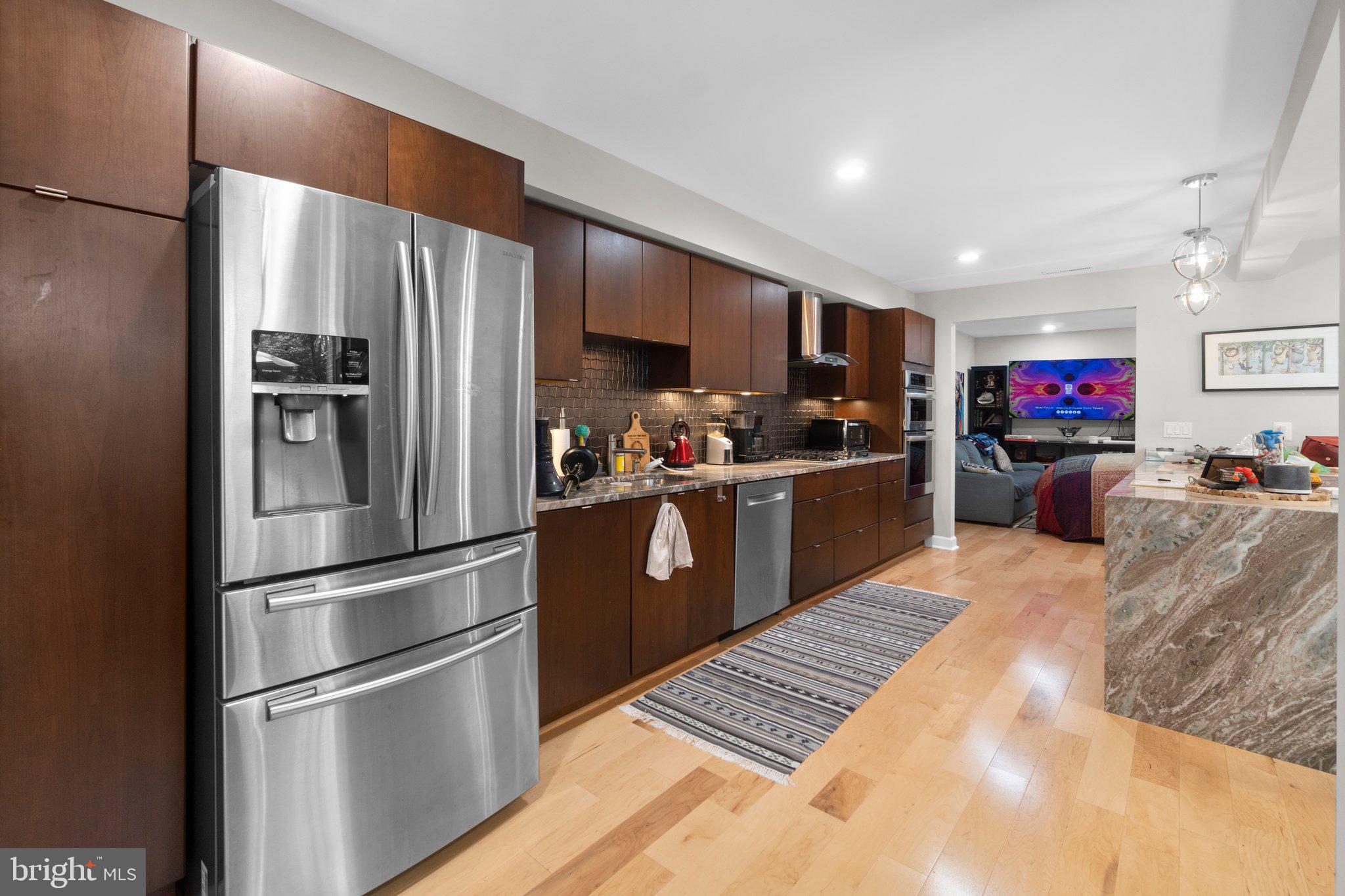 RESTON - Residential Lease