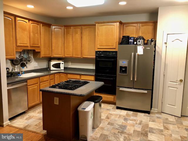 2849 LAURA GAE CIRCLE