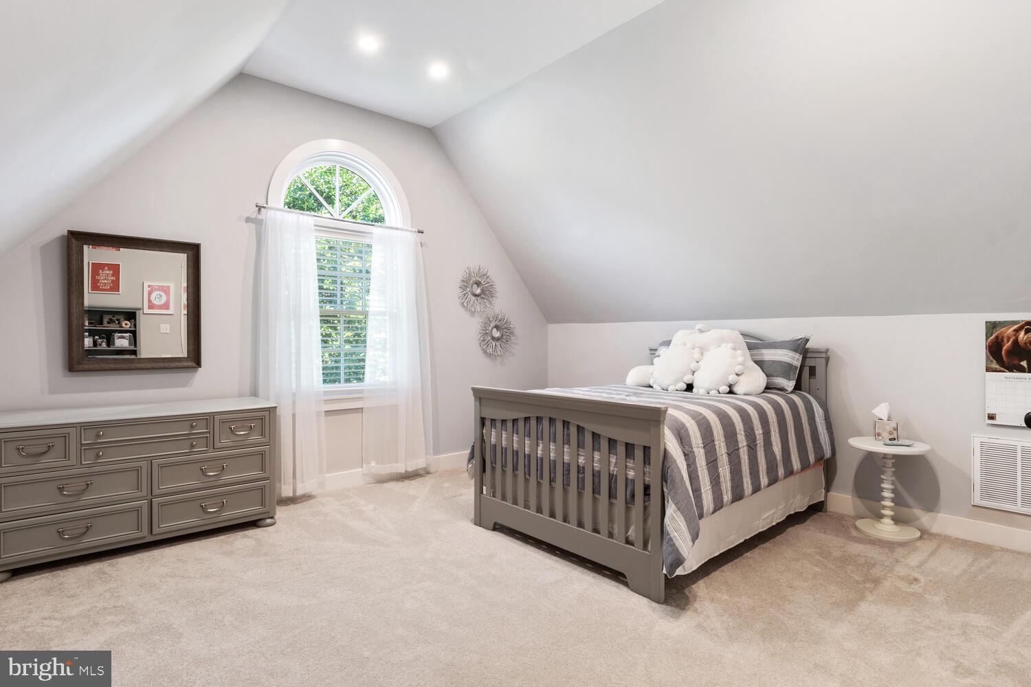 CANTERBURY SOUTH - Residential