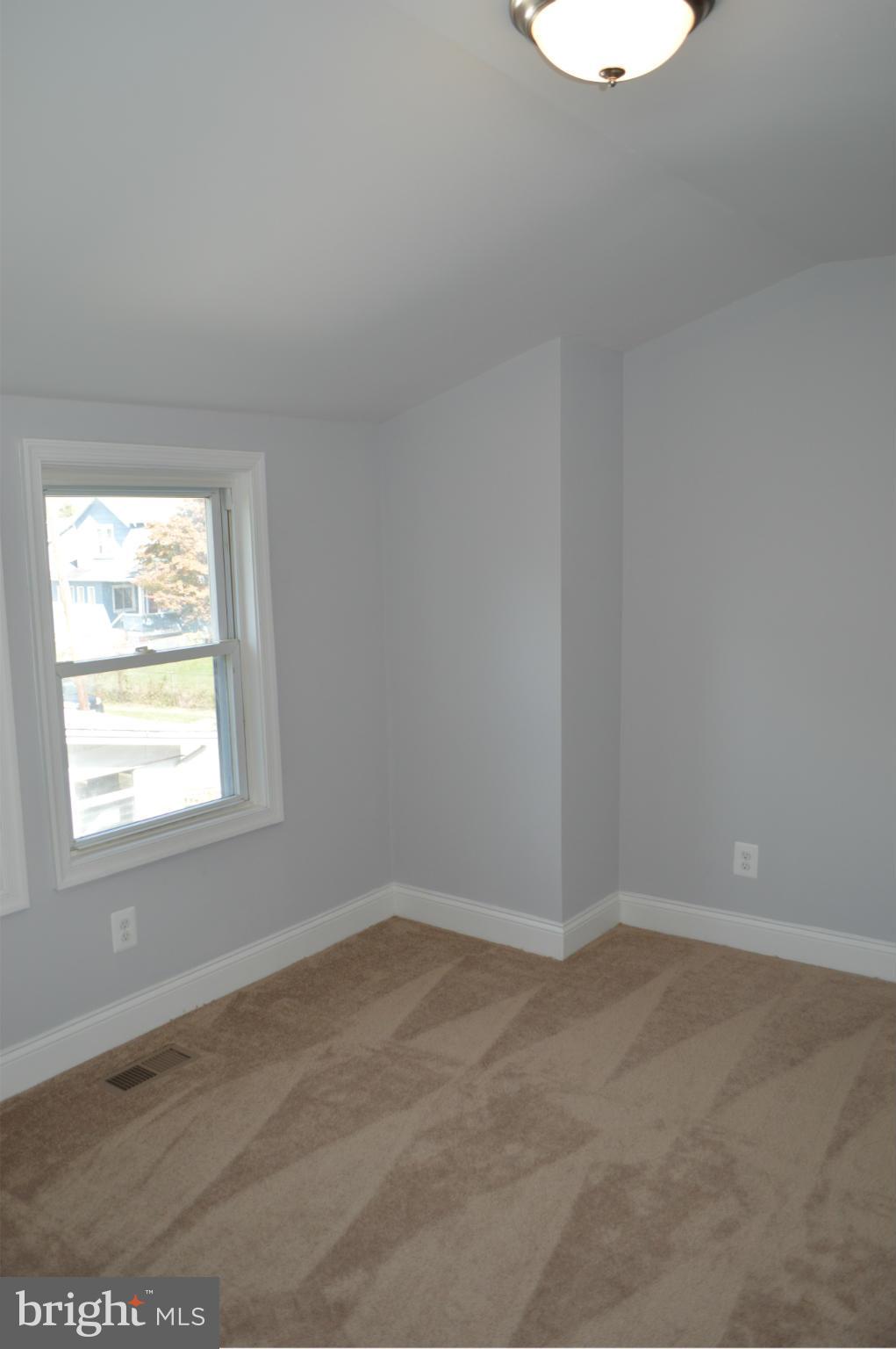 GLEN OAKS - Residential