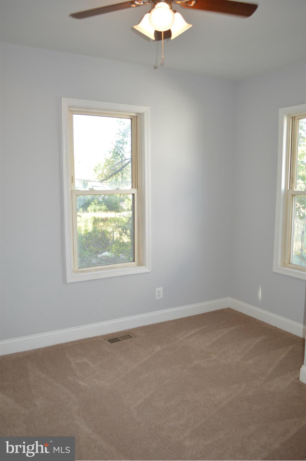 GLEN OAKS - Residential