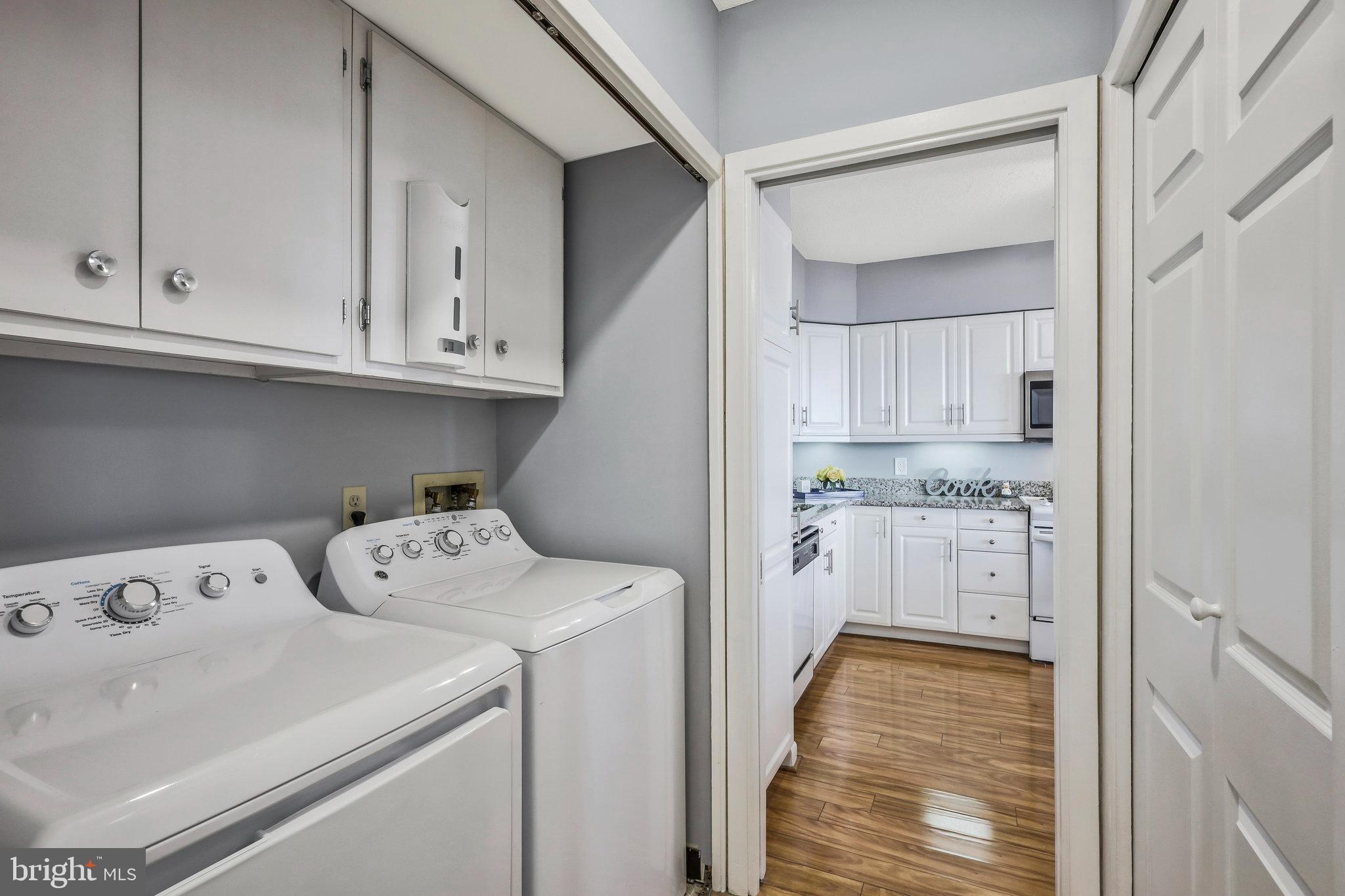 SKYLINE SQUARE CONDO - Residential