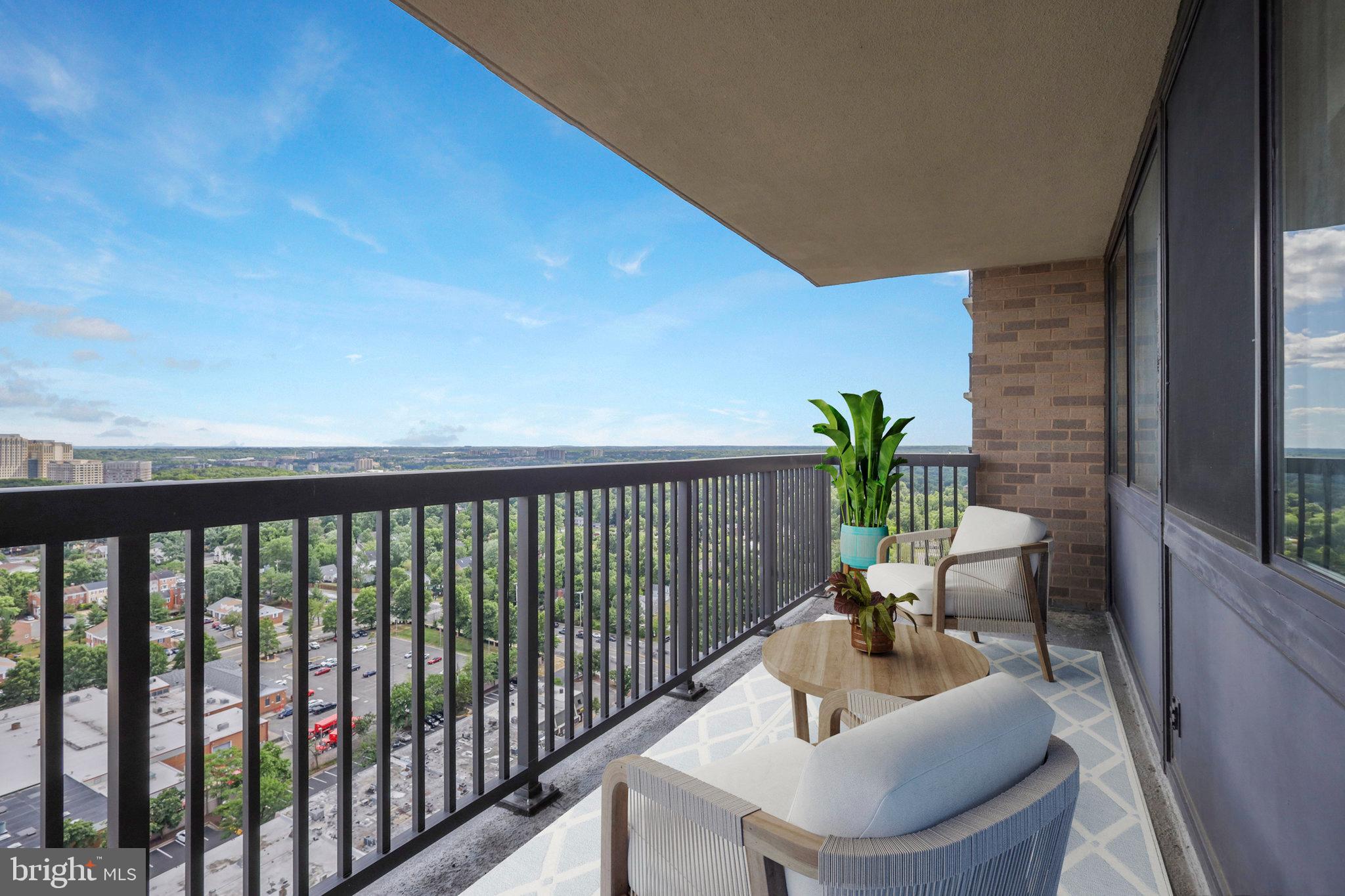 SKYLINE SQUARE CONDO - Residential