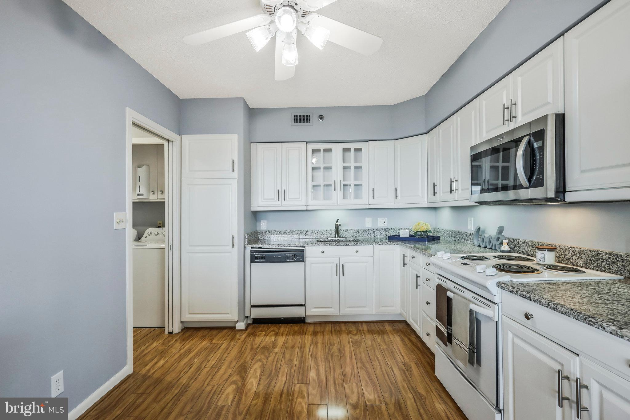 SKYLINE SQUARE CONDO - Residential