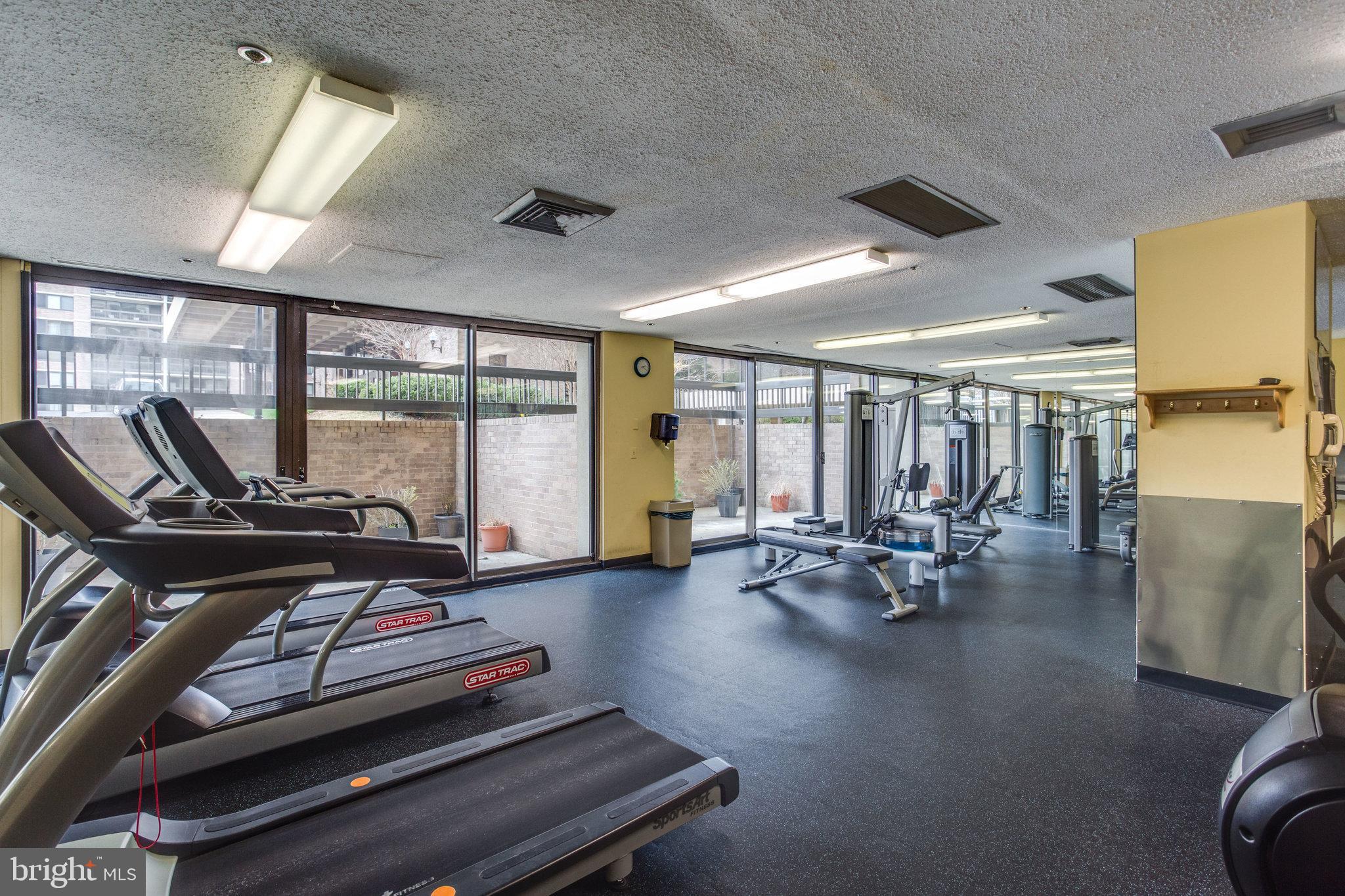 SKYLINE SQUARE CONDO - Residential