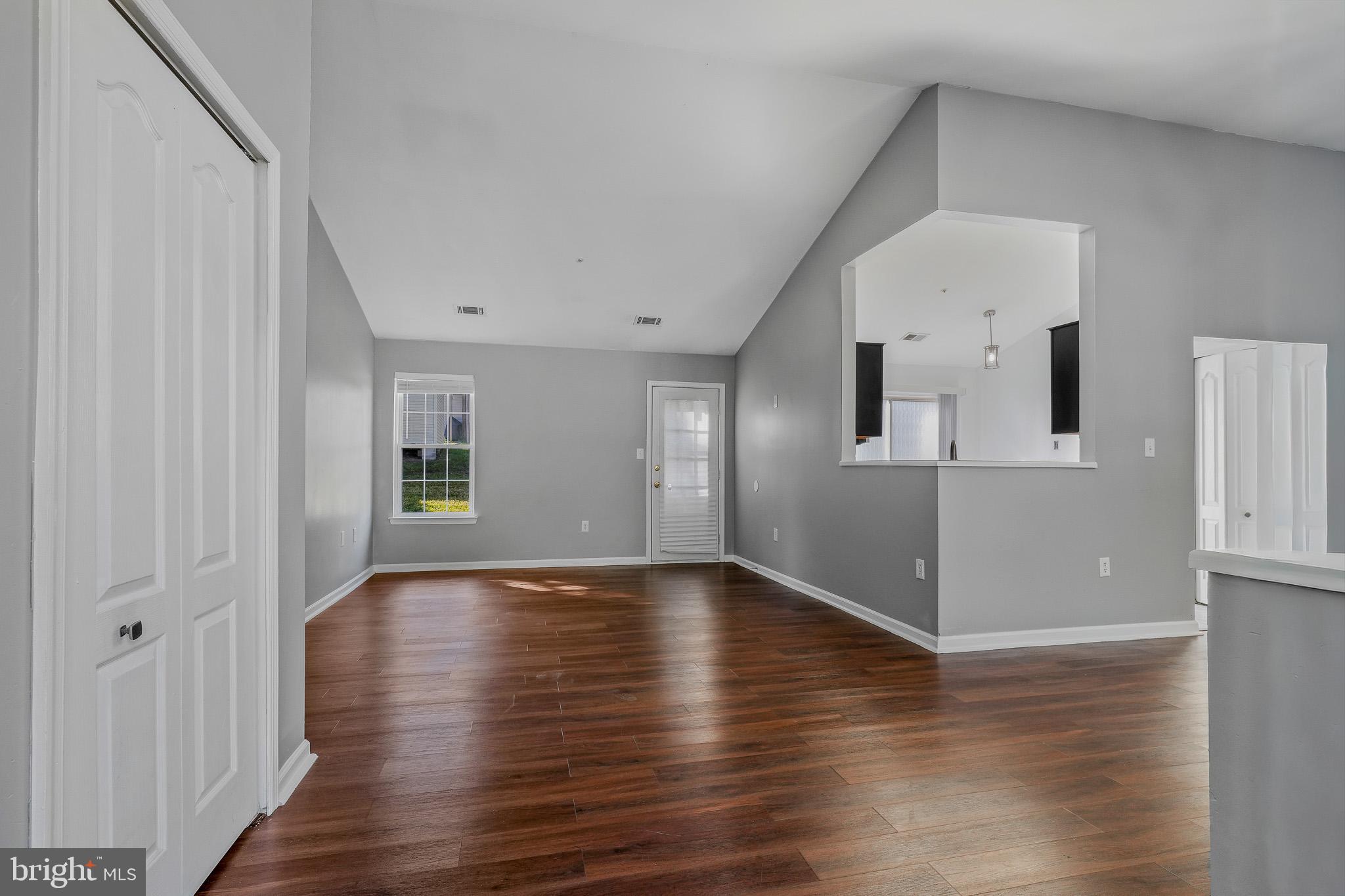 CROTONA PARK - Residential Lease