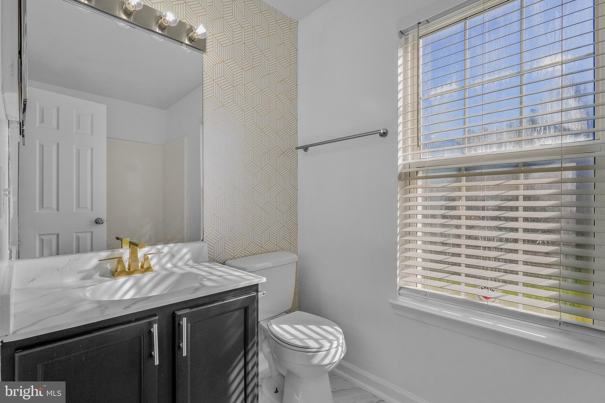 CROTONA PARK - Residential Lease