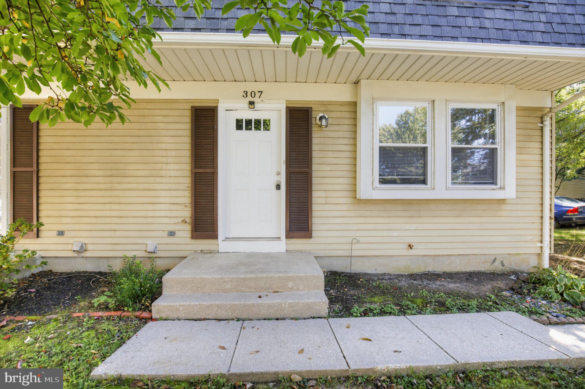 307 BURNSIDE COURT