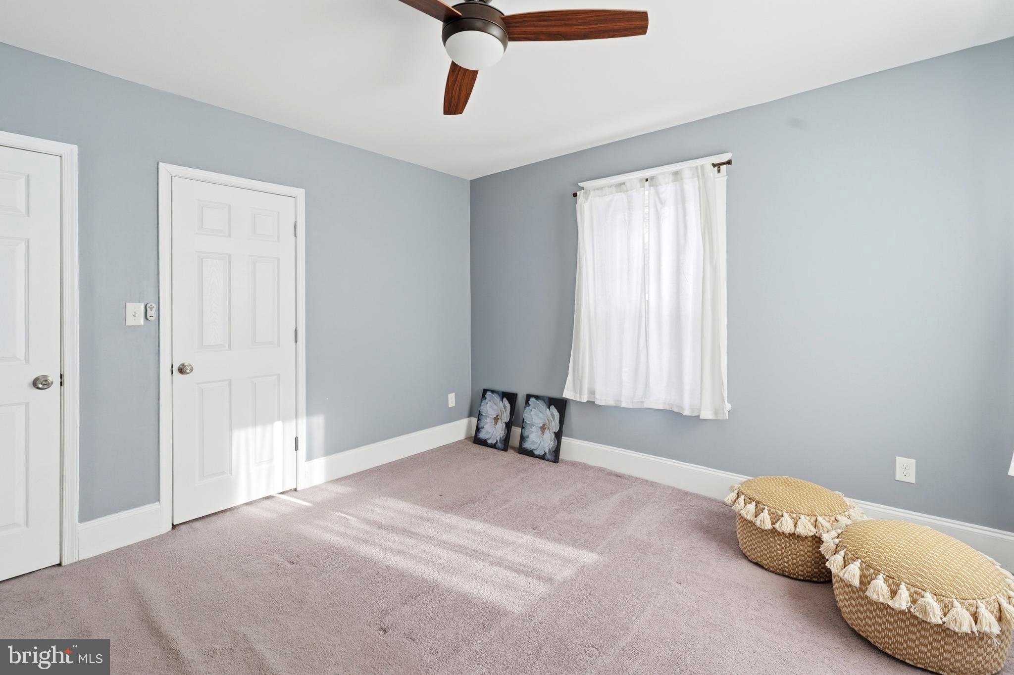 WINDSOR HILLS - Residential