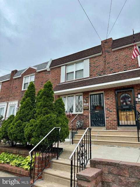 Townhouse For Sale - 1830 Packer Avenue<br/> PHILADELPHIA, PA 19145