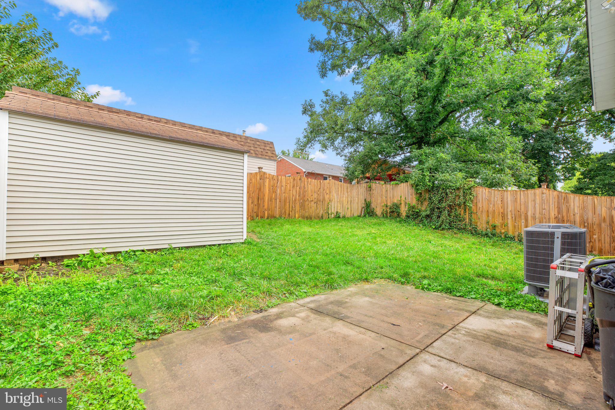 CATONSVILLE MANOR - Residential