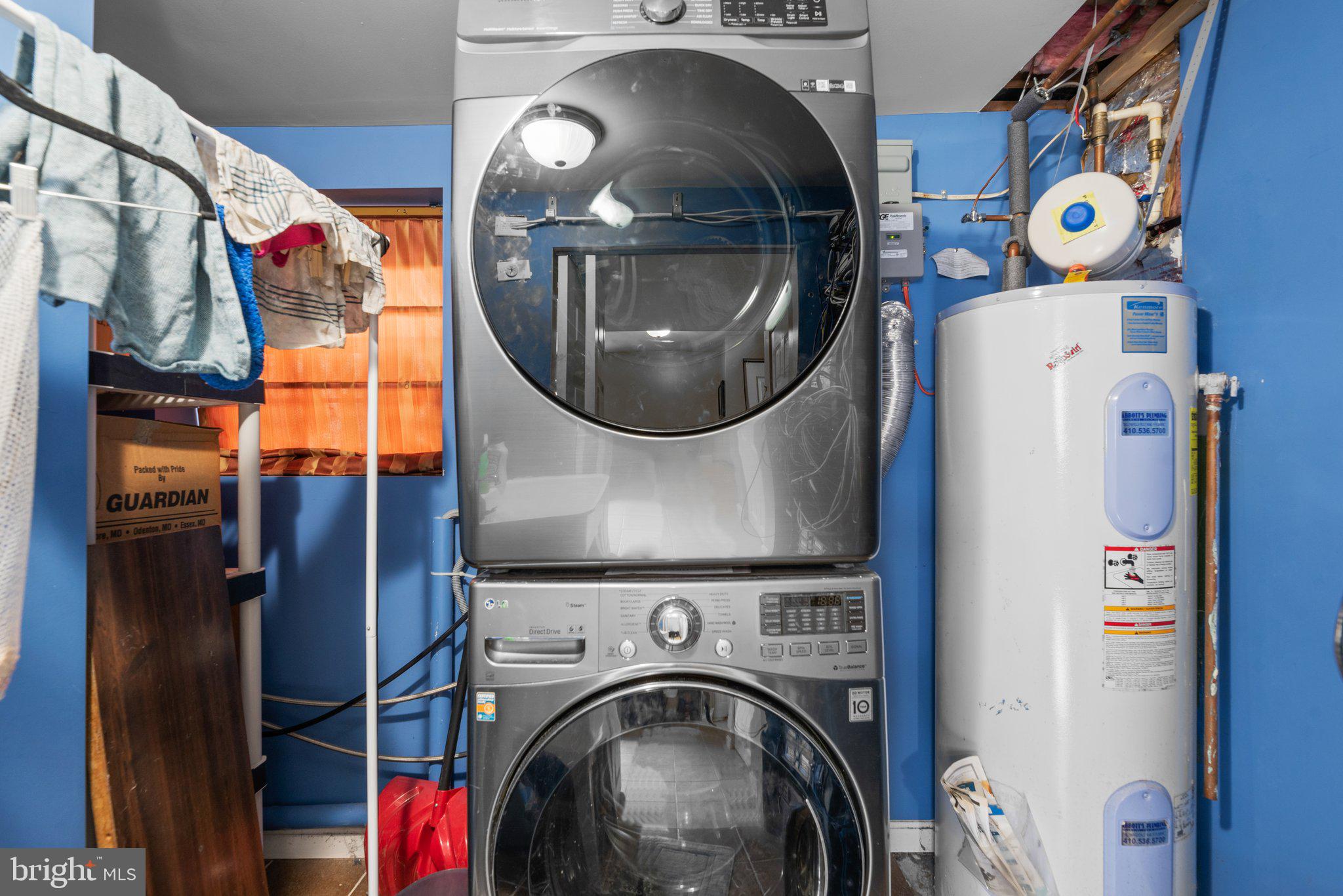 CATONSVILLE MANOR - Residential