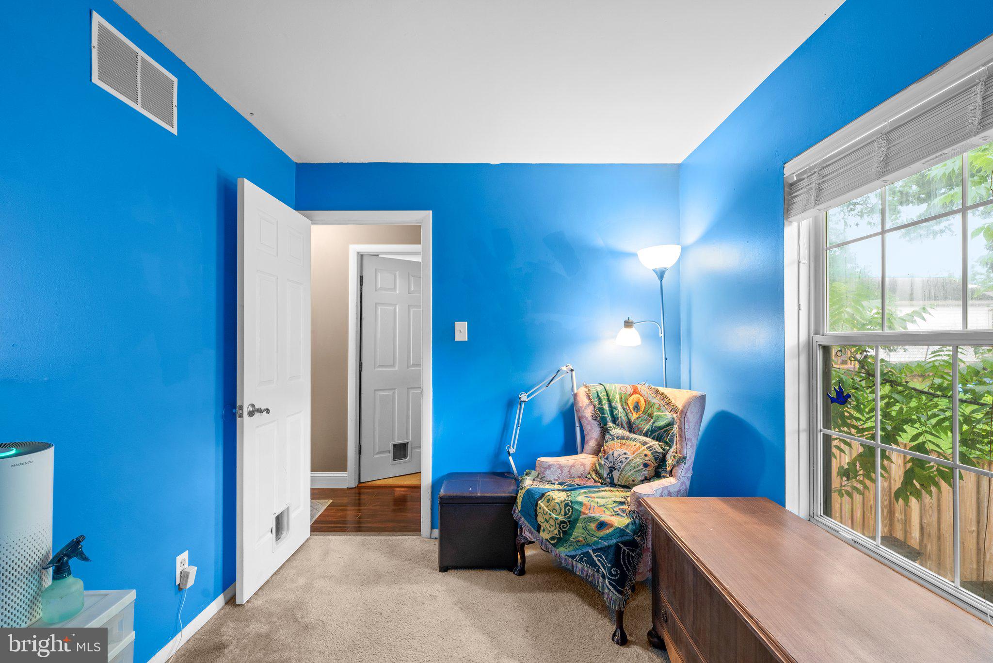 CATONSVILLE MANOR - Residential