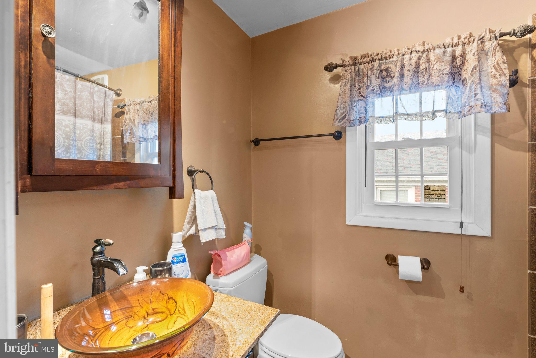 CATONSVILLE MANOR - Residential