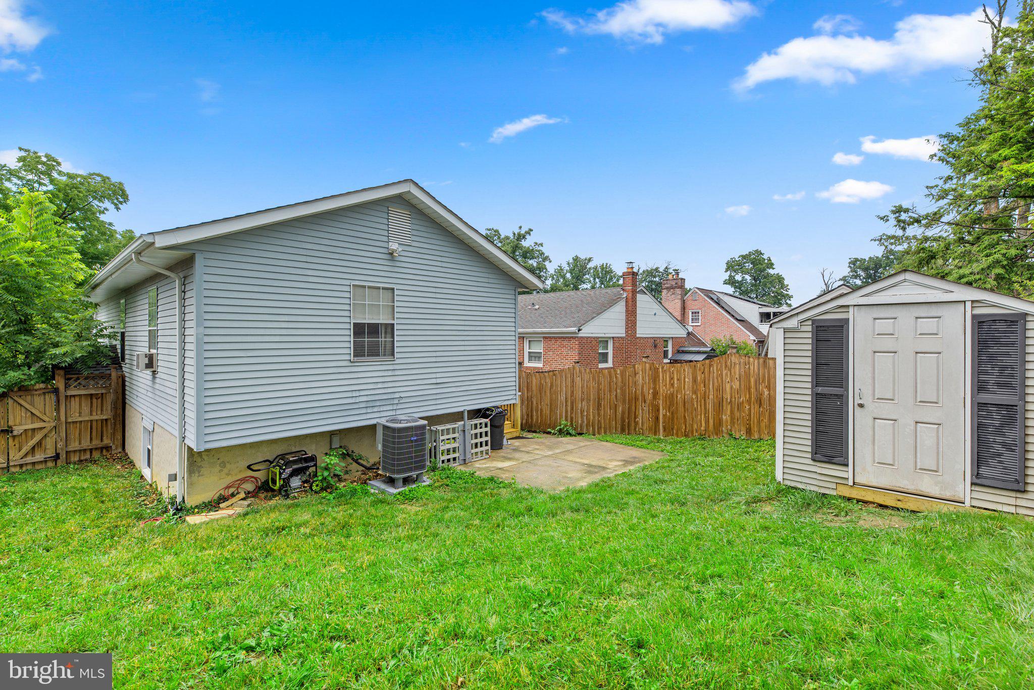 CATONSVILLE MANOR - Residential