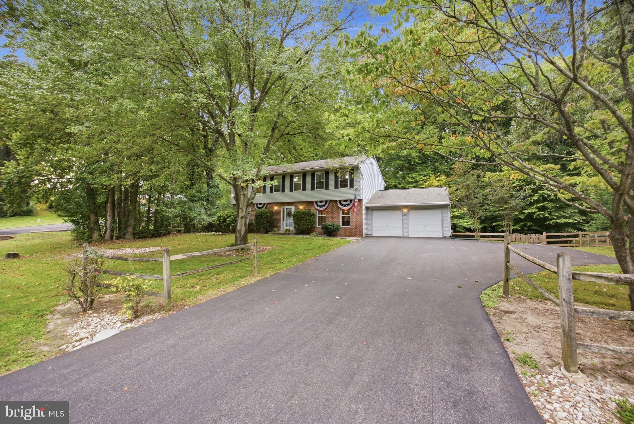 284 SOUTHLAND COURT