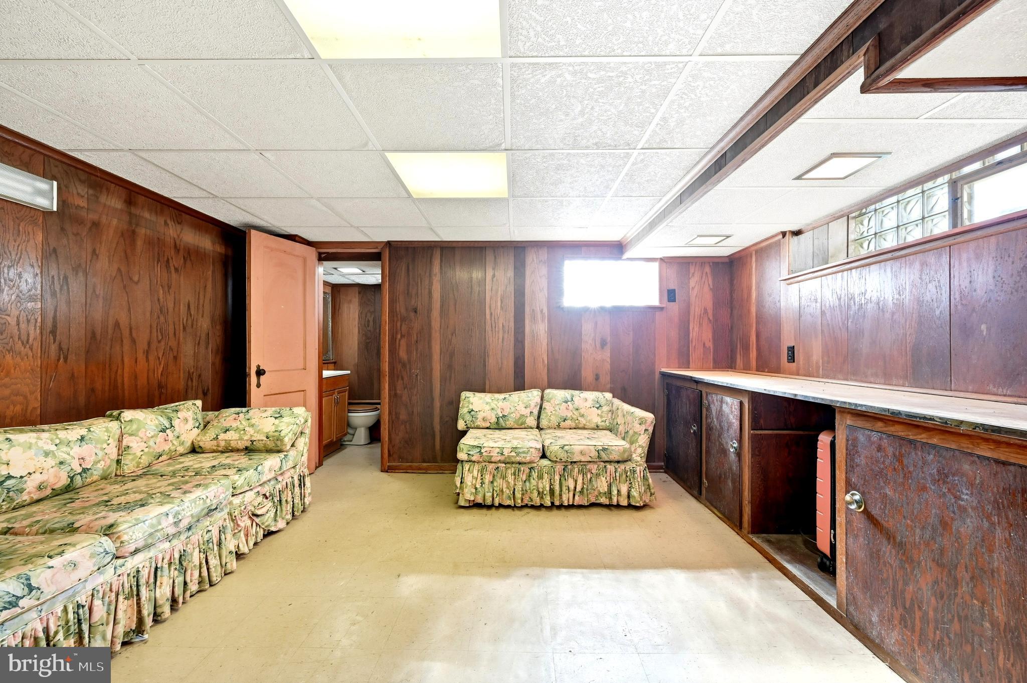 PHILADELPHIA (NORTHEAST) - Residential