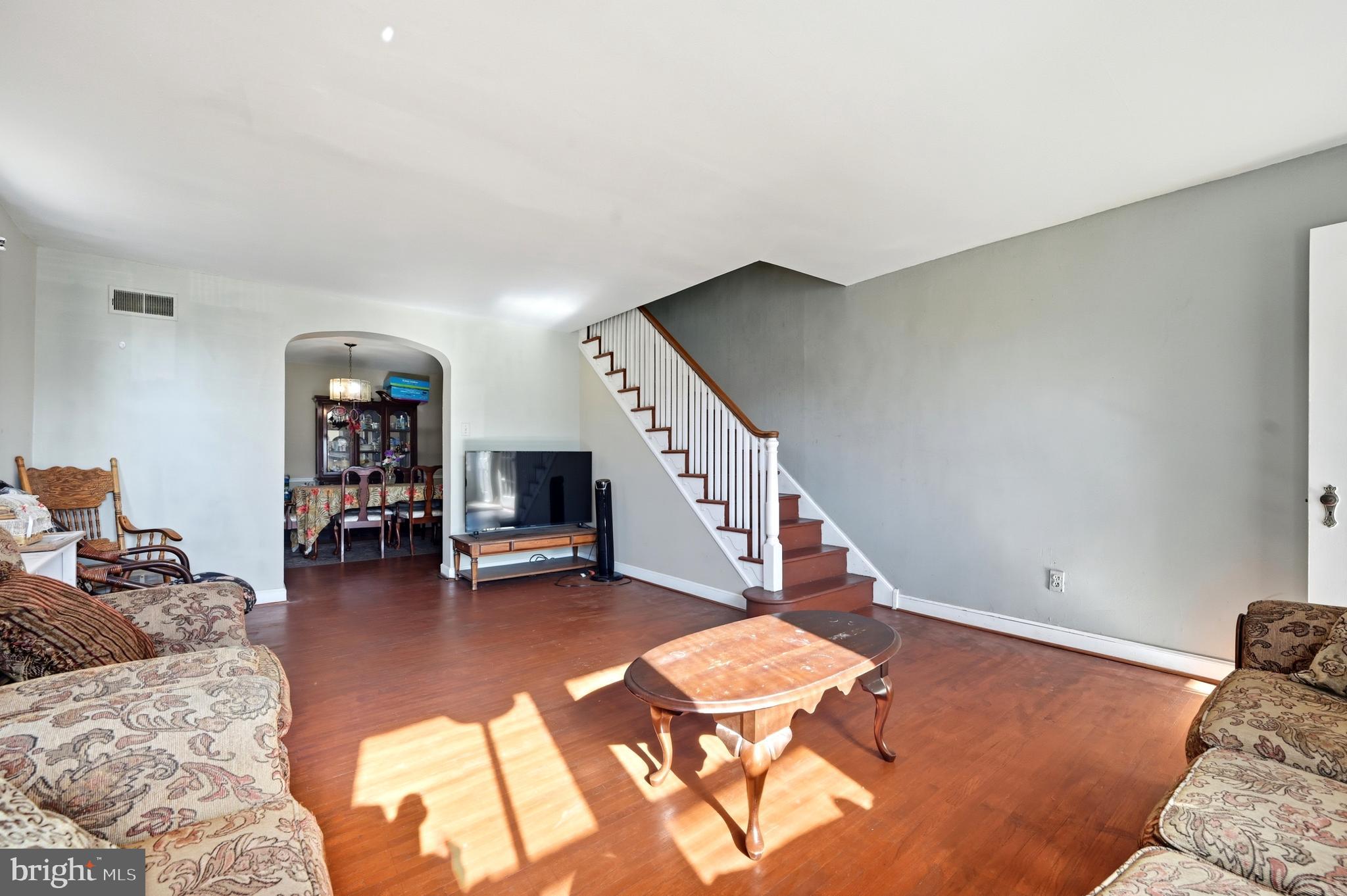 PHILADELPHIA (NORTHEAST) - Residential