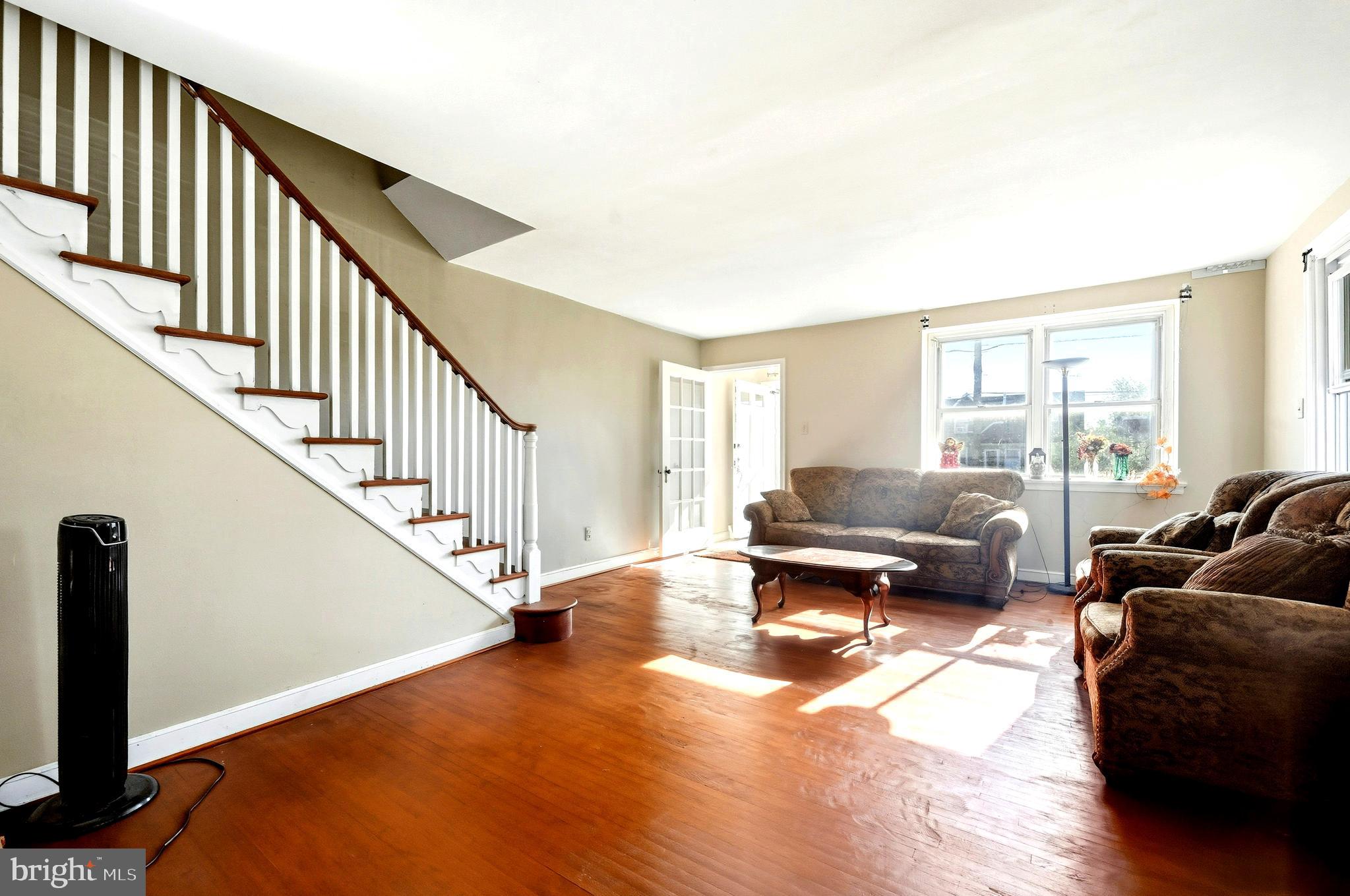 PHILADELPHIA (NORTHEAST) - Residential