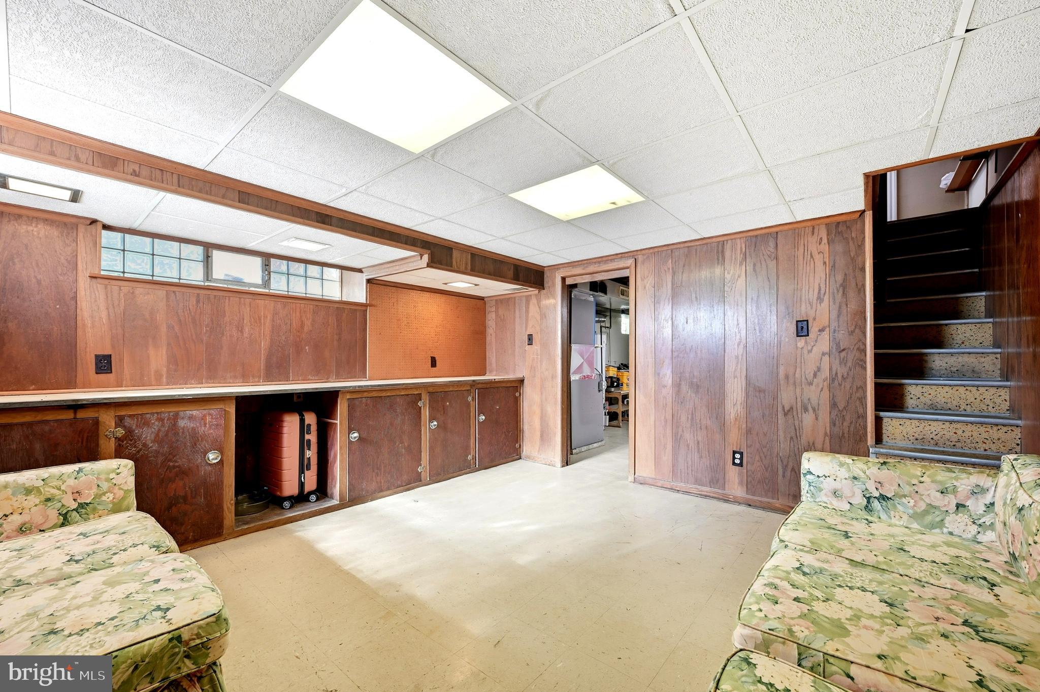 PHILADELPHIA (NORTHEAST) - Residential