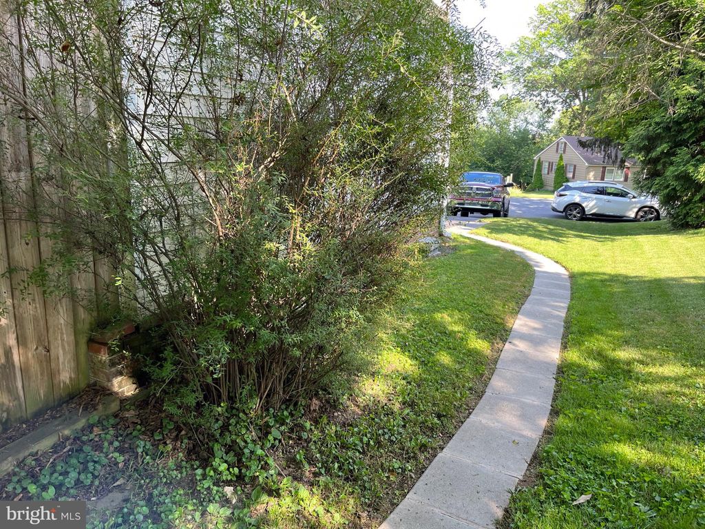 Photo of 14 PEACOCK DR, LANCASTER, PA 17601 (MLS # PALA2037524)