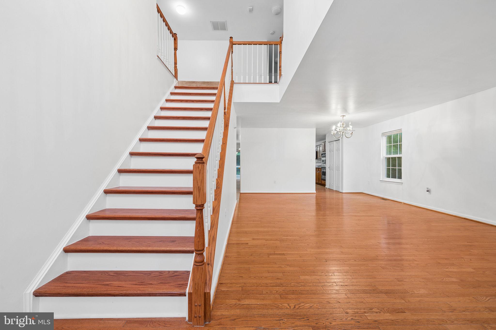 1262 WINFIELD COURT