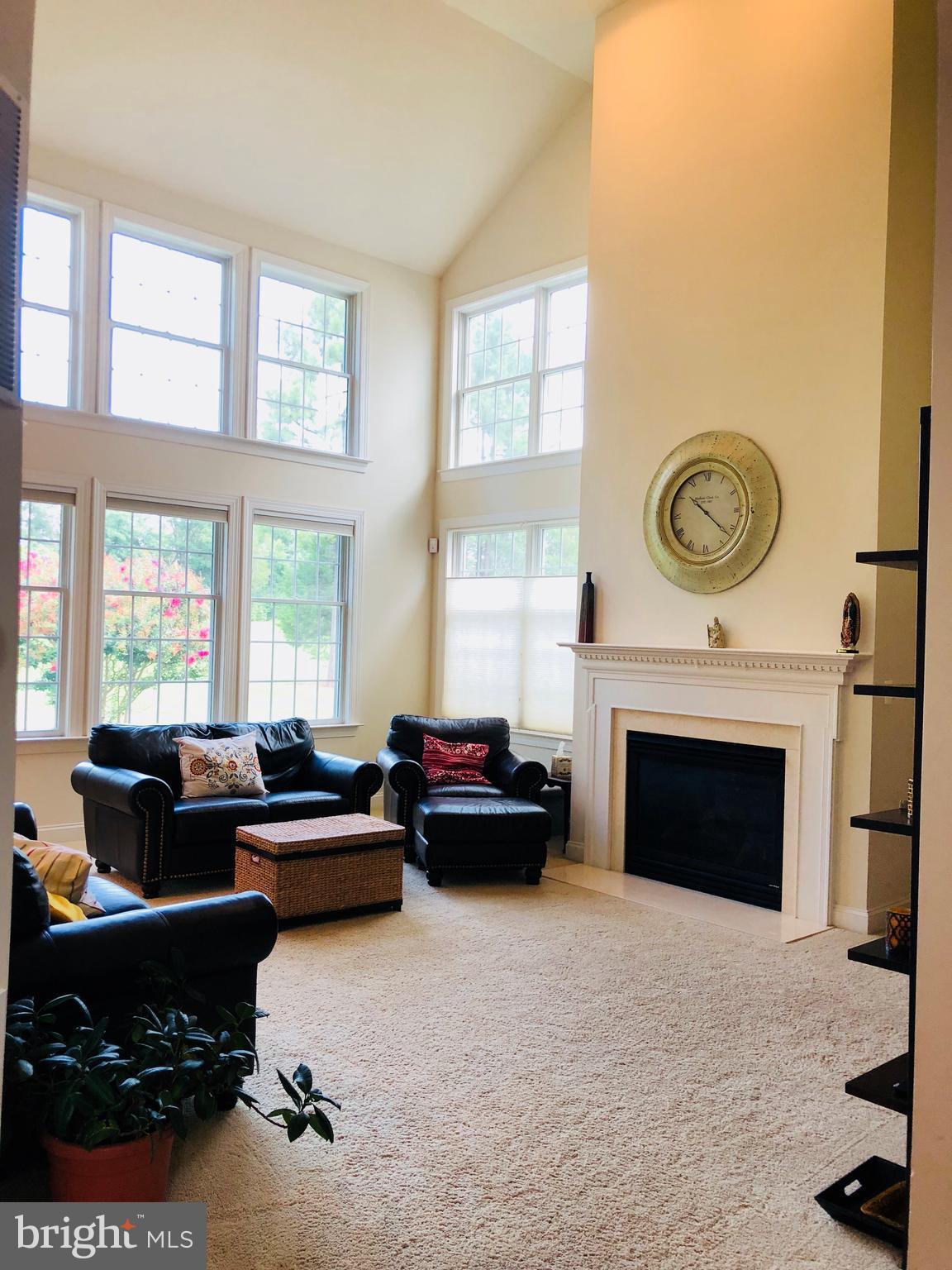 DOMINION VALLEY COUNTRY CLUB - Residential Lease