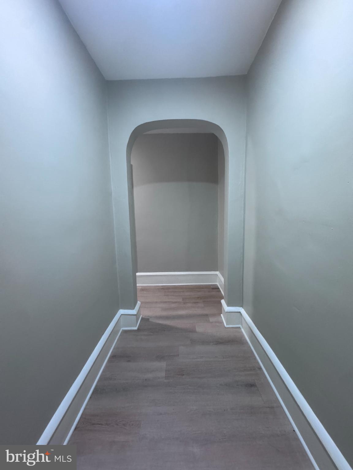 210 E MAPLE AVENUE #B4