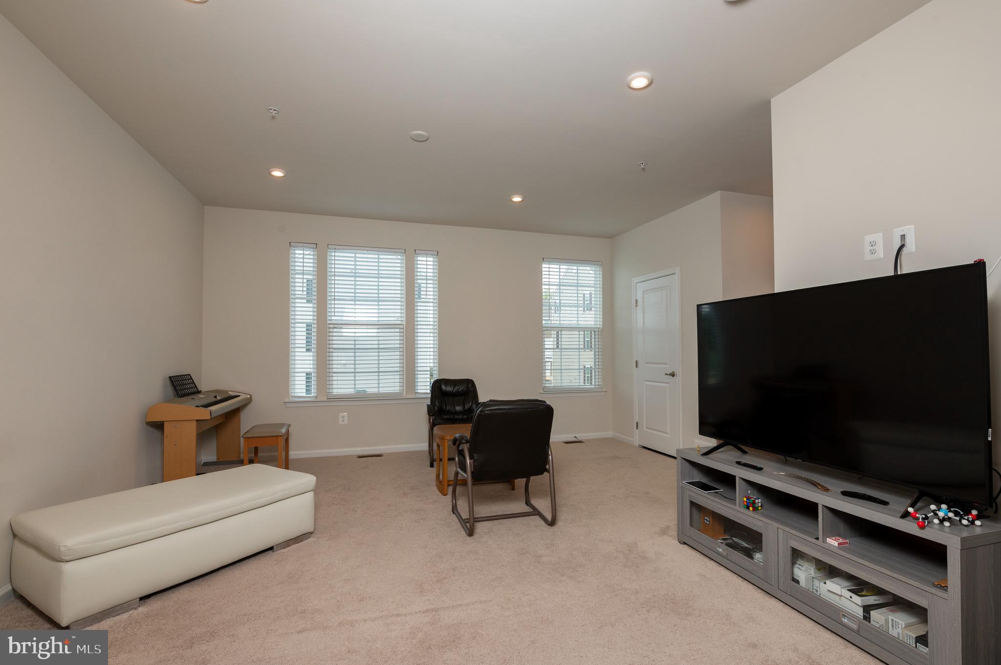 112 SELDOVIA DRIVE