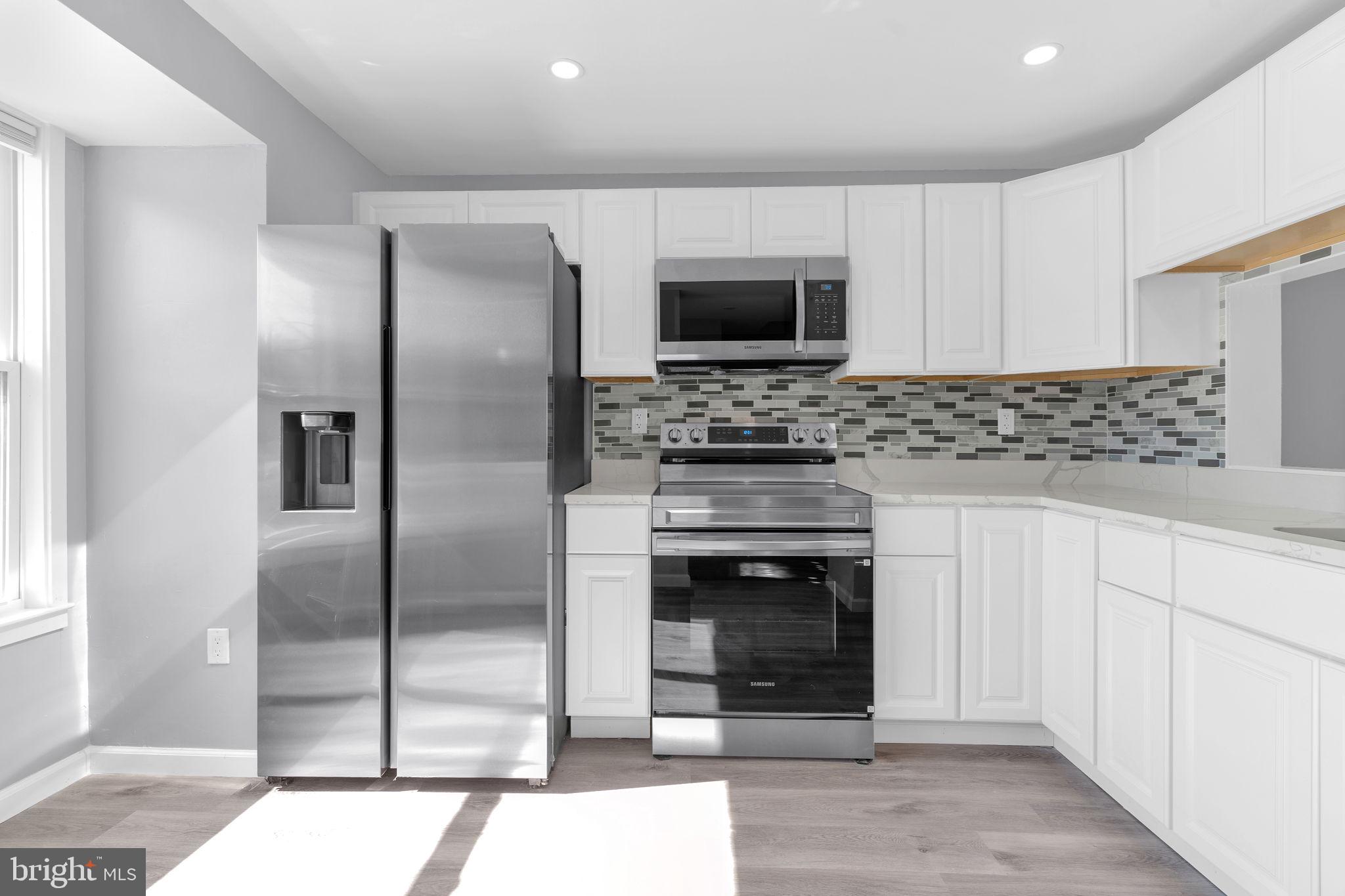 FORESTVILLE PARK - Residential