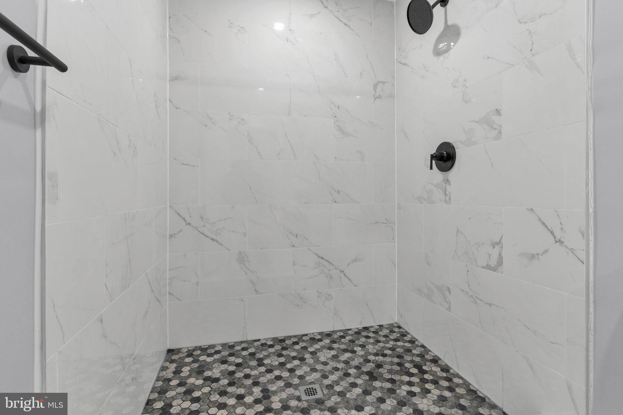 FORESTVILLE PARK - Residential