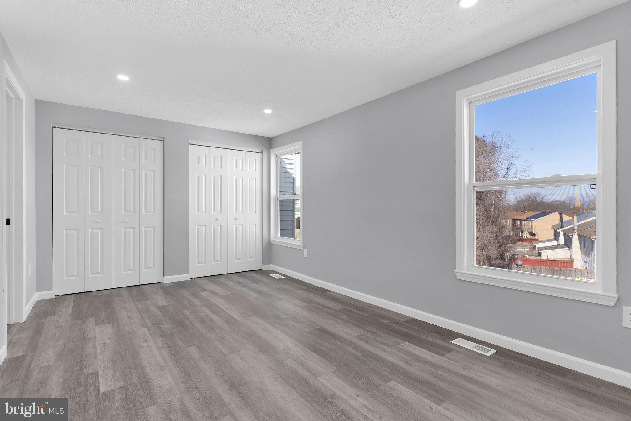 FORESTVILLE PARK - Residential