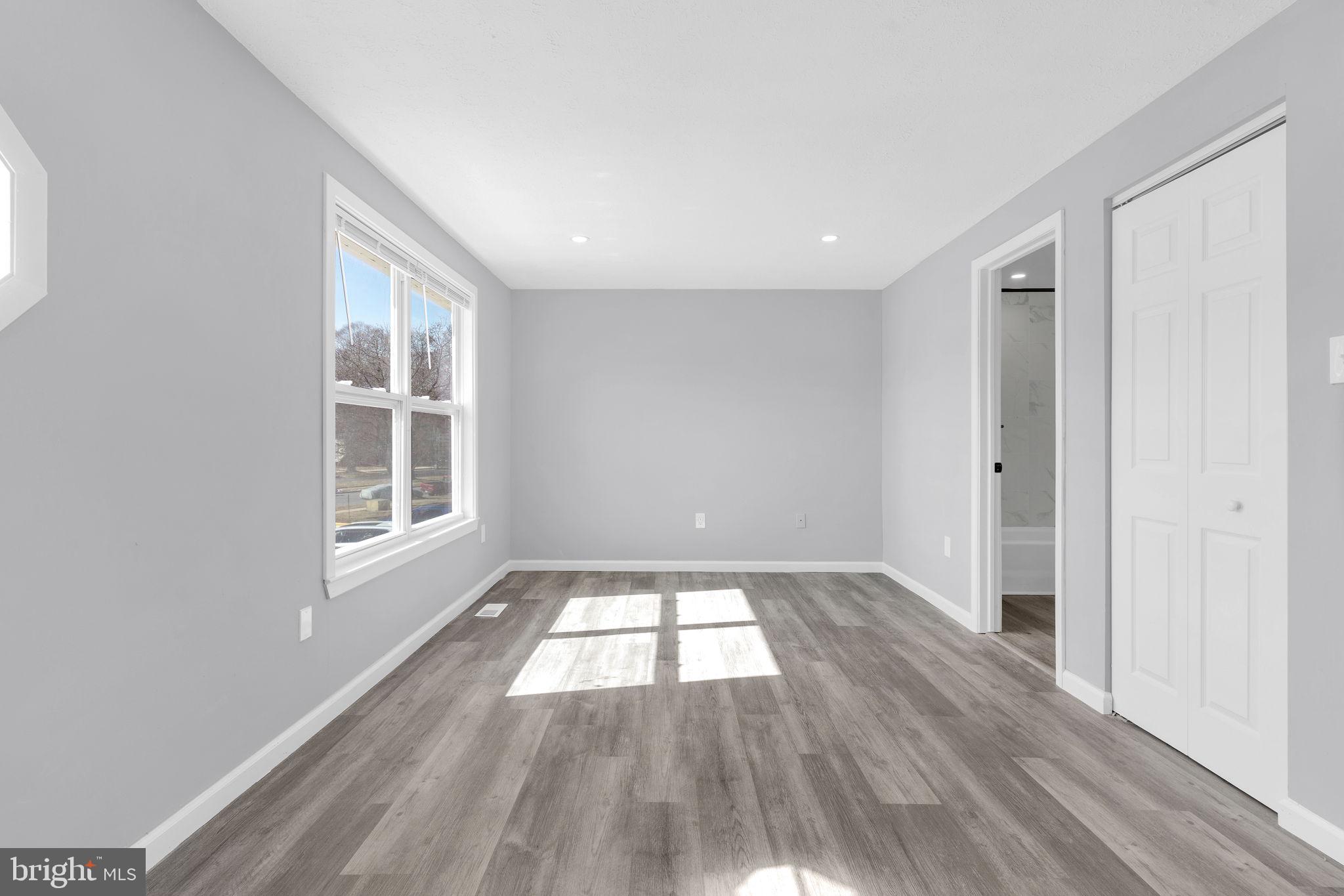 FORESTVILLE PARK - Residential