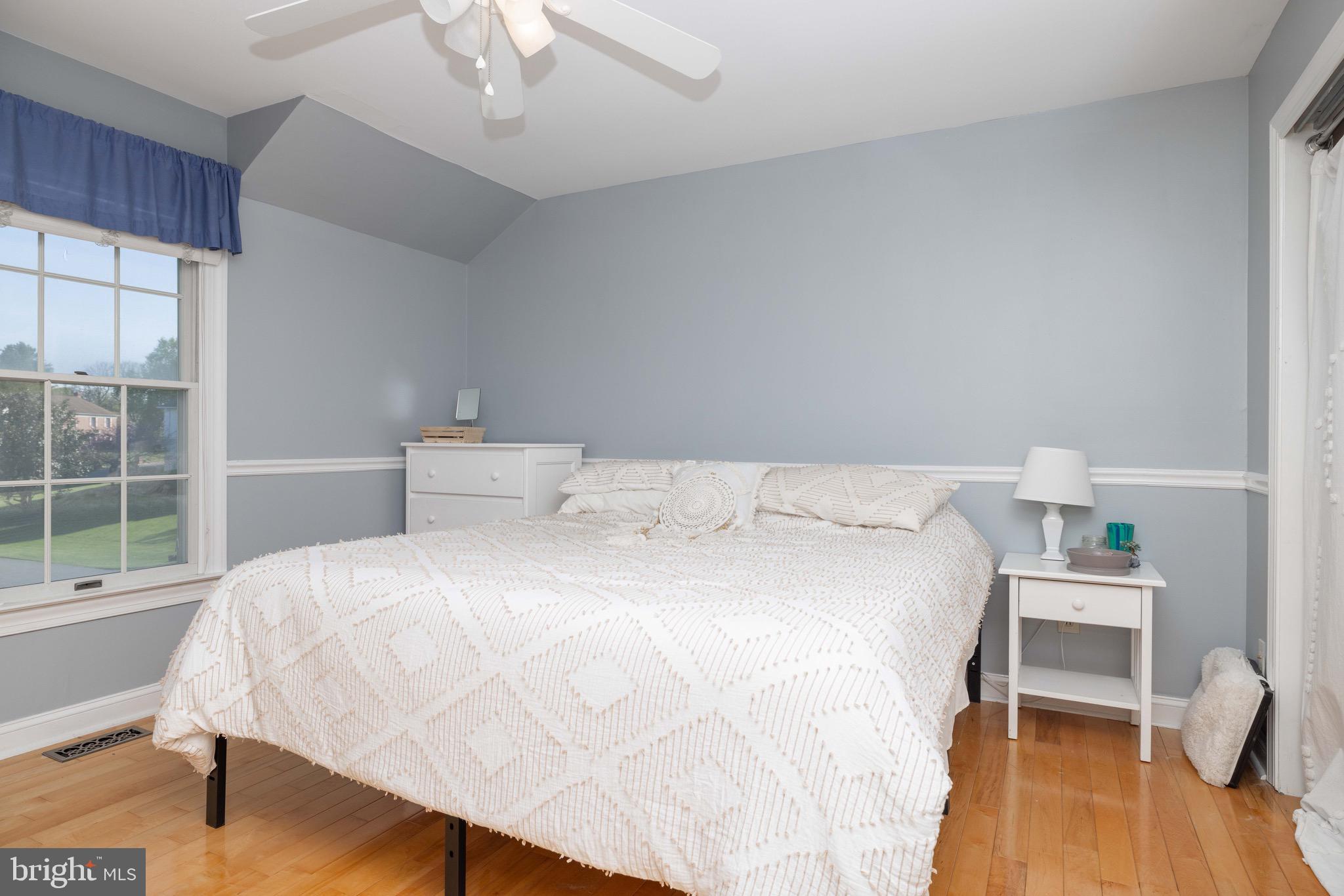 CORNER KETCH ESTS - Residential