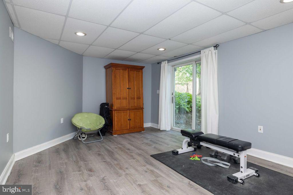 CORNER KETCH ESTS - Residential